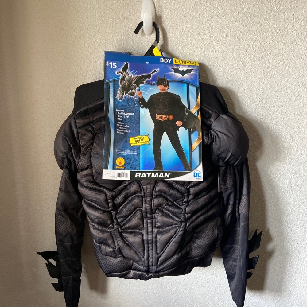 Batman costume, size L (10-12)